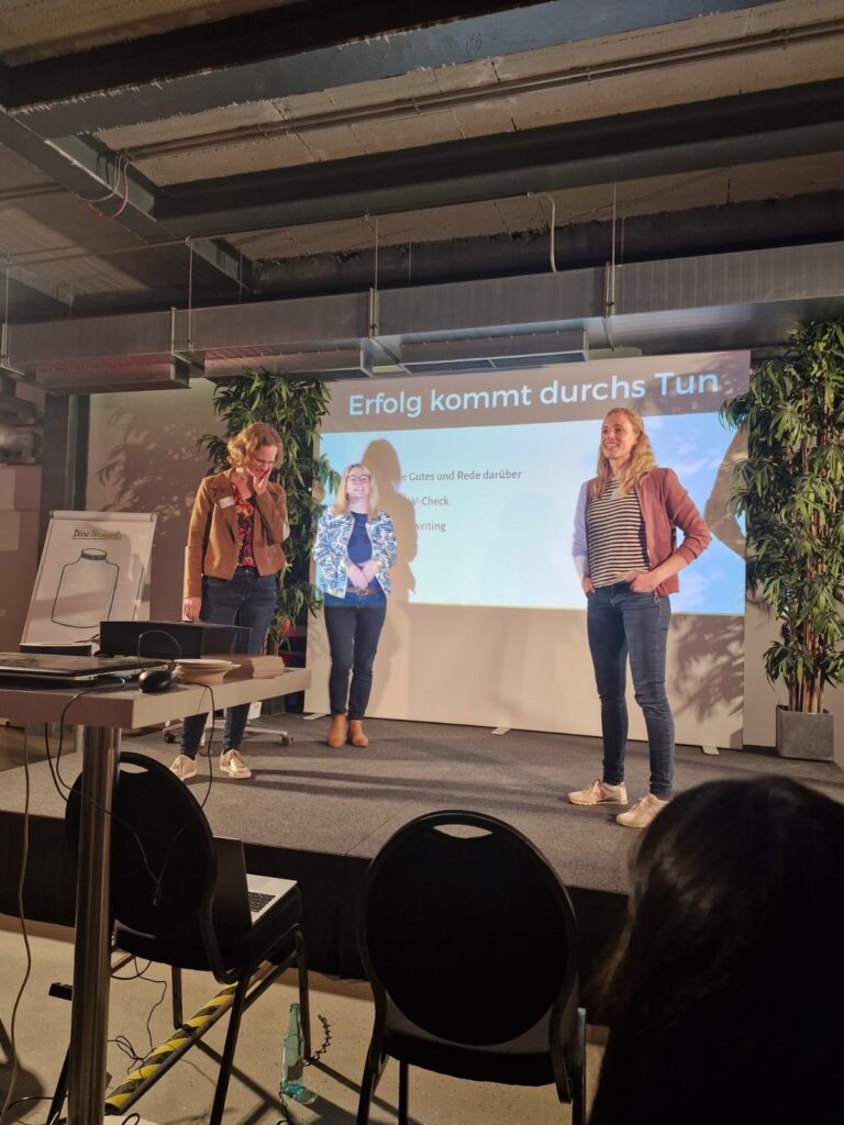 Women in Business - Abschlusspräsentation des Workshops mit Unterstützung