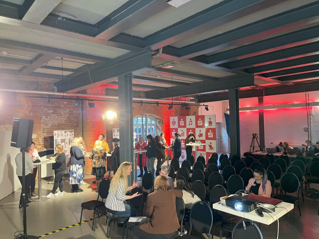Sichtbarkeit üben bei der Women in Business